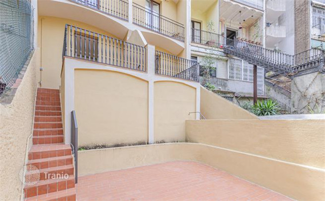 西班牙 巴塞罗那 精美公寓 3卧2卫 位置优越 采光极佳 宽敞空间