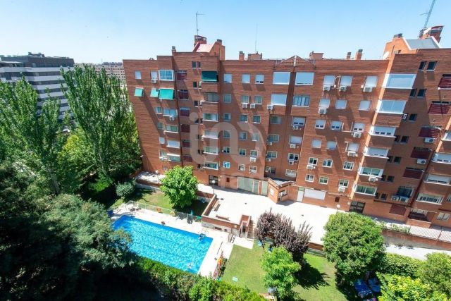 西班牙 马德里 精美公寓 3卧2卫 优越位置 设施完善 视野极佳 宽敞空间